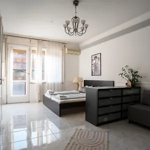 https://madach-square-residence.inbudapesthotels.com